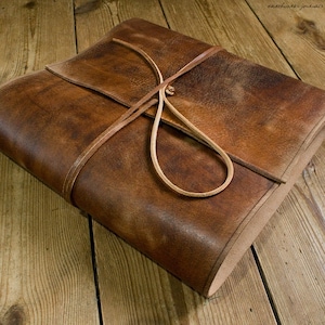 US Letter Size Distressed Brown Leather Wrap Ring Binder, 8,5 x 11 pouces, Leather 3 Ring Binder, Leather Planner with Soft Wrap Cover.