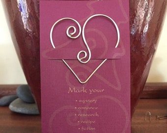 Heart Bookmark, Love Bookmark, Teacher Appreciation, Shower Favor, Book Lover, Wedding Bookmark, Book Club