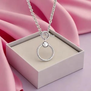 O Pendant T-bar Necklace Elevate Your Style with a T-Bar Charms Pendant  50cm Long Chain, Handmade Modern Look, Popular Necklace
