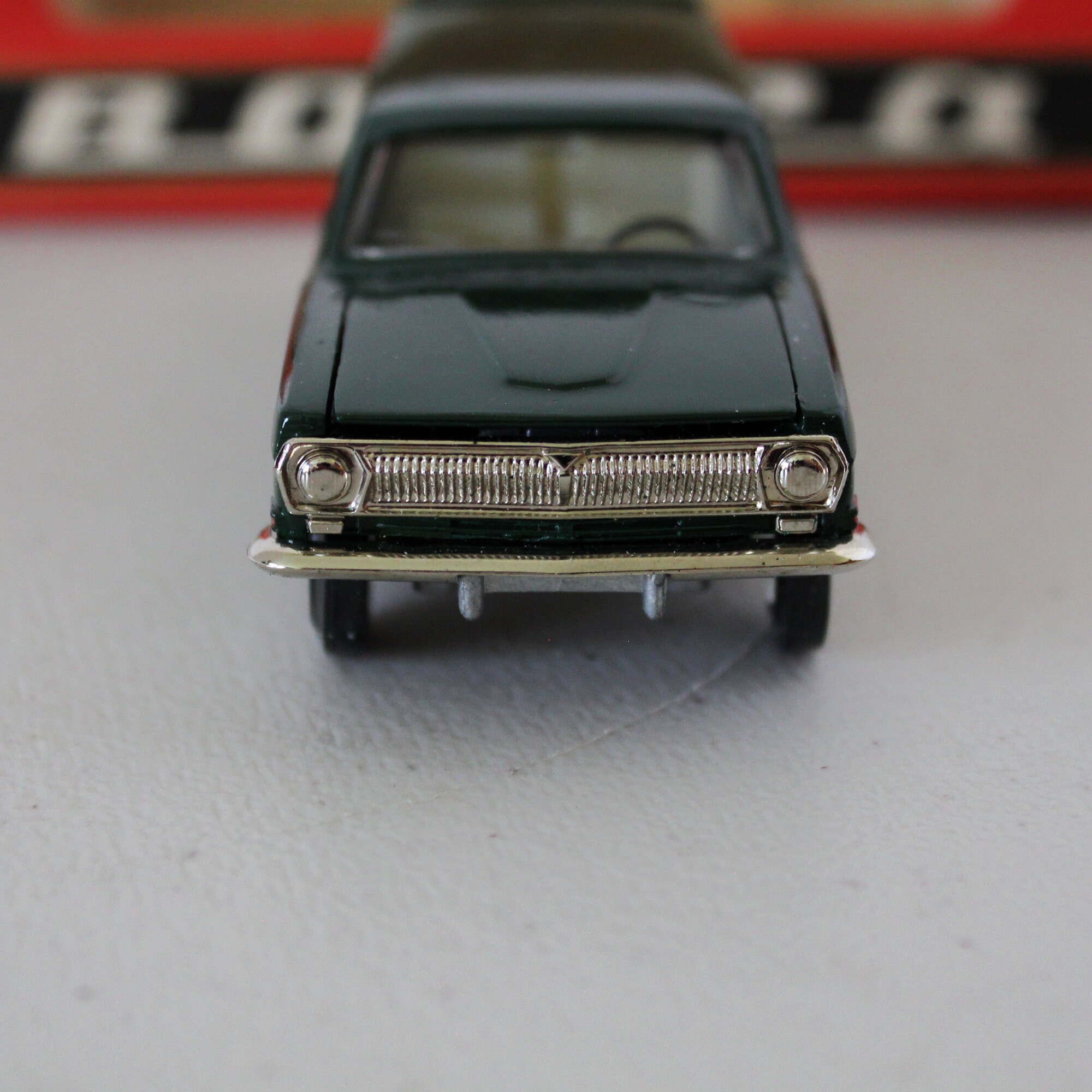 Volga Gaz-24-02 A13 Russian Diecast Model Car in Box 1:43 Scale