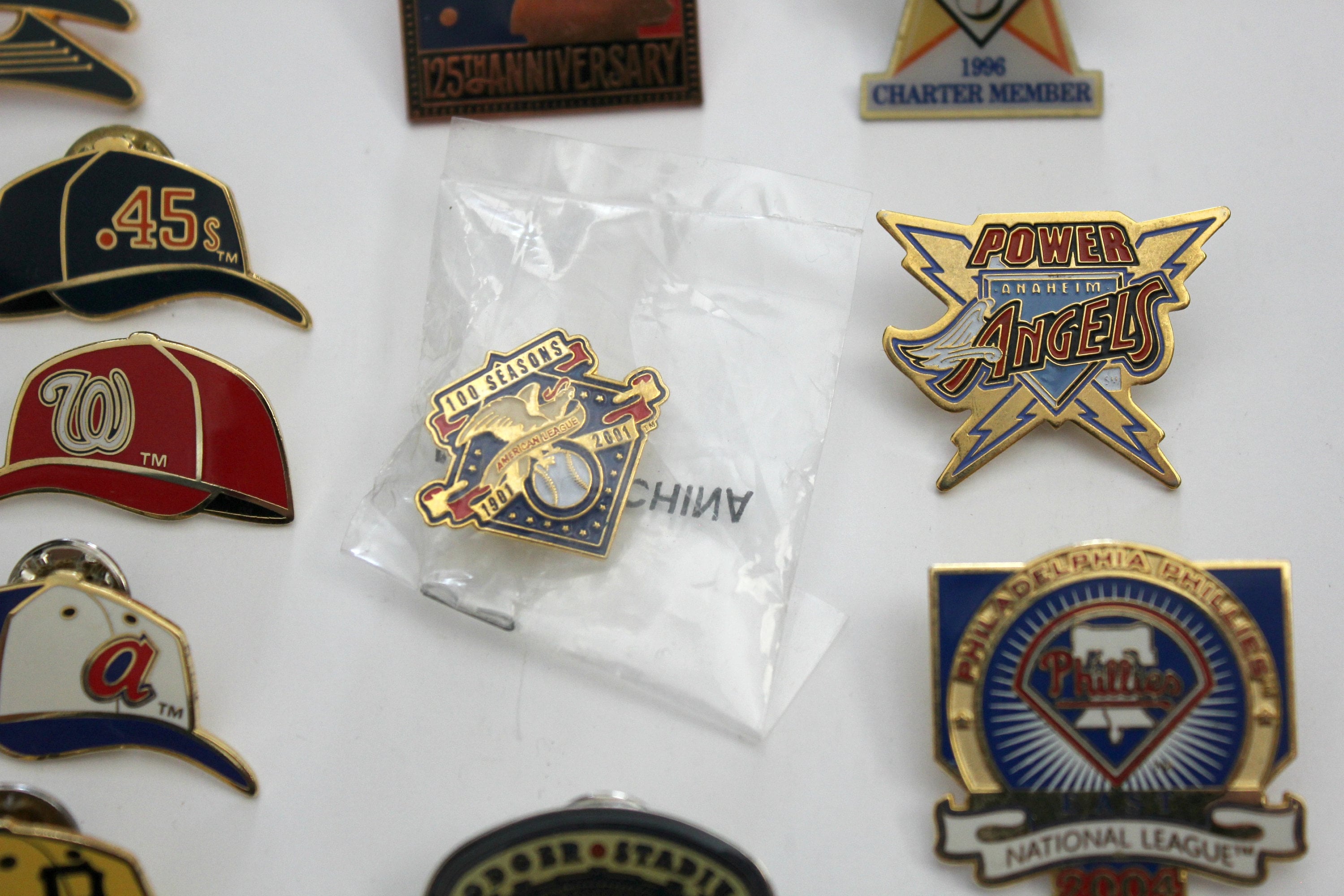 Lot MLB Major League Baseball Pins, Press, 1988 1955 Dodgers, Mariners