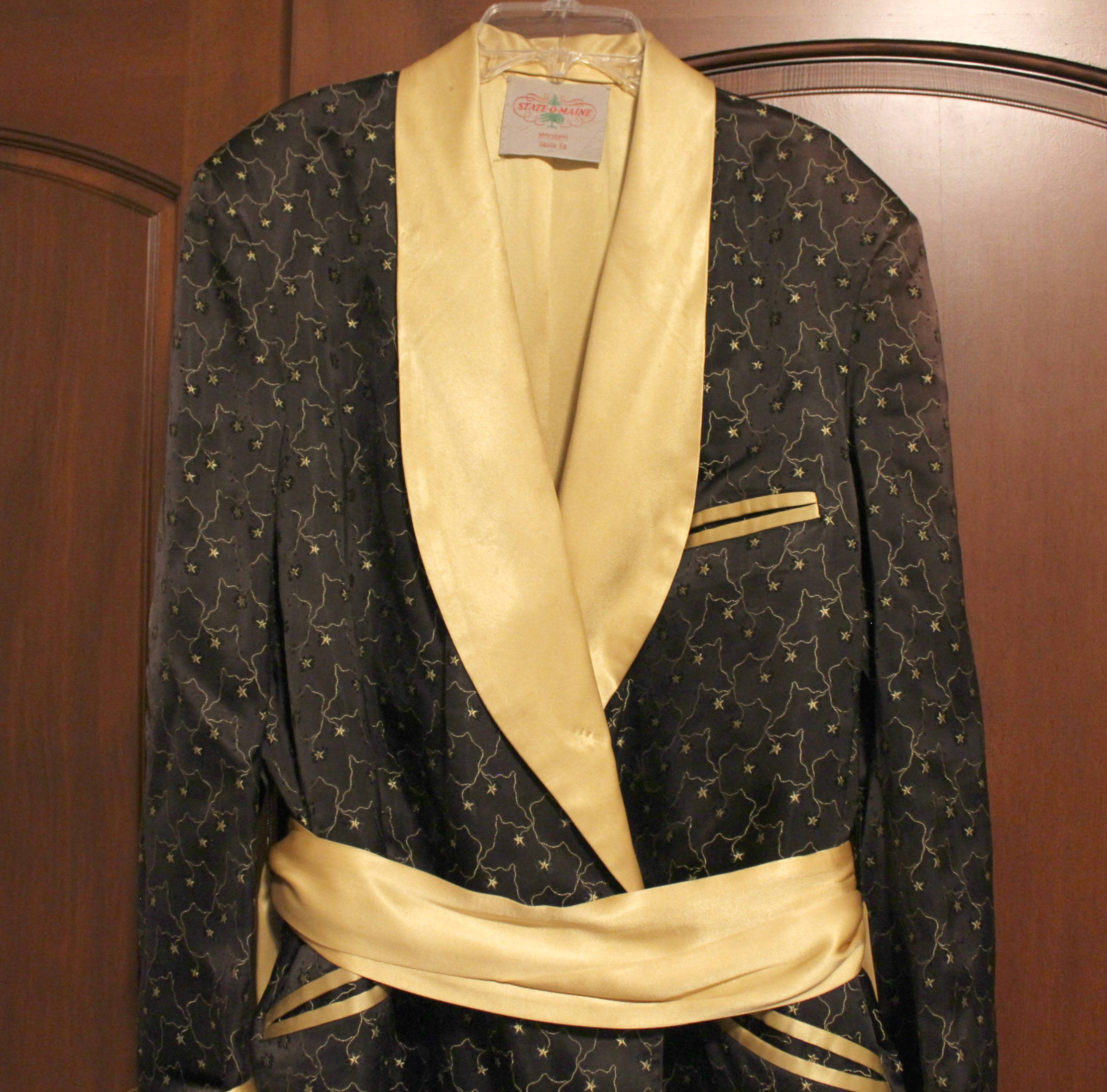 Vintage Mens Smoking Robe by State O Maine, 1960s Atomic Black Gold Star Pattern