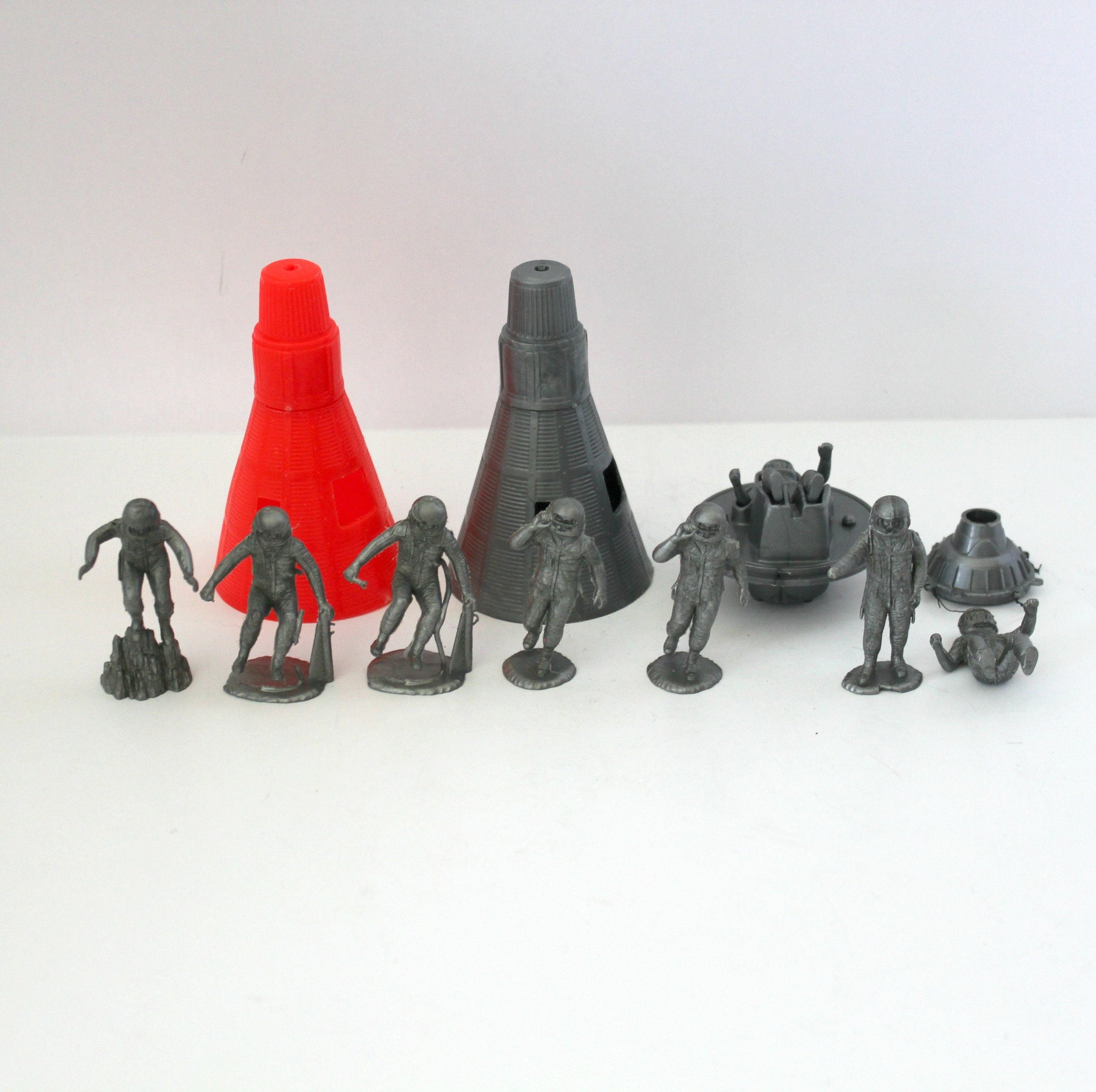 Lot Marx Space Playset Plastic Toys, Operation Moon Base, Vintage