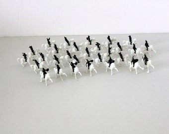 Lot of 29 Giant Hong Kong Mini Roman White Horses and Black Knights Vintage Toy Miniature 1960s