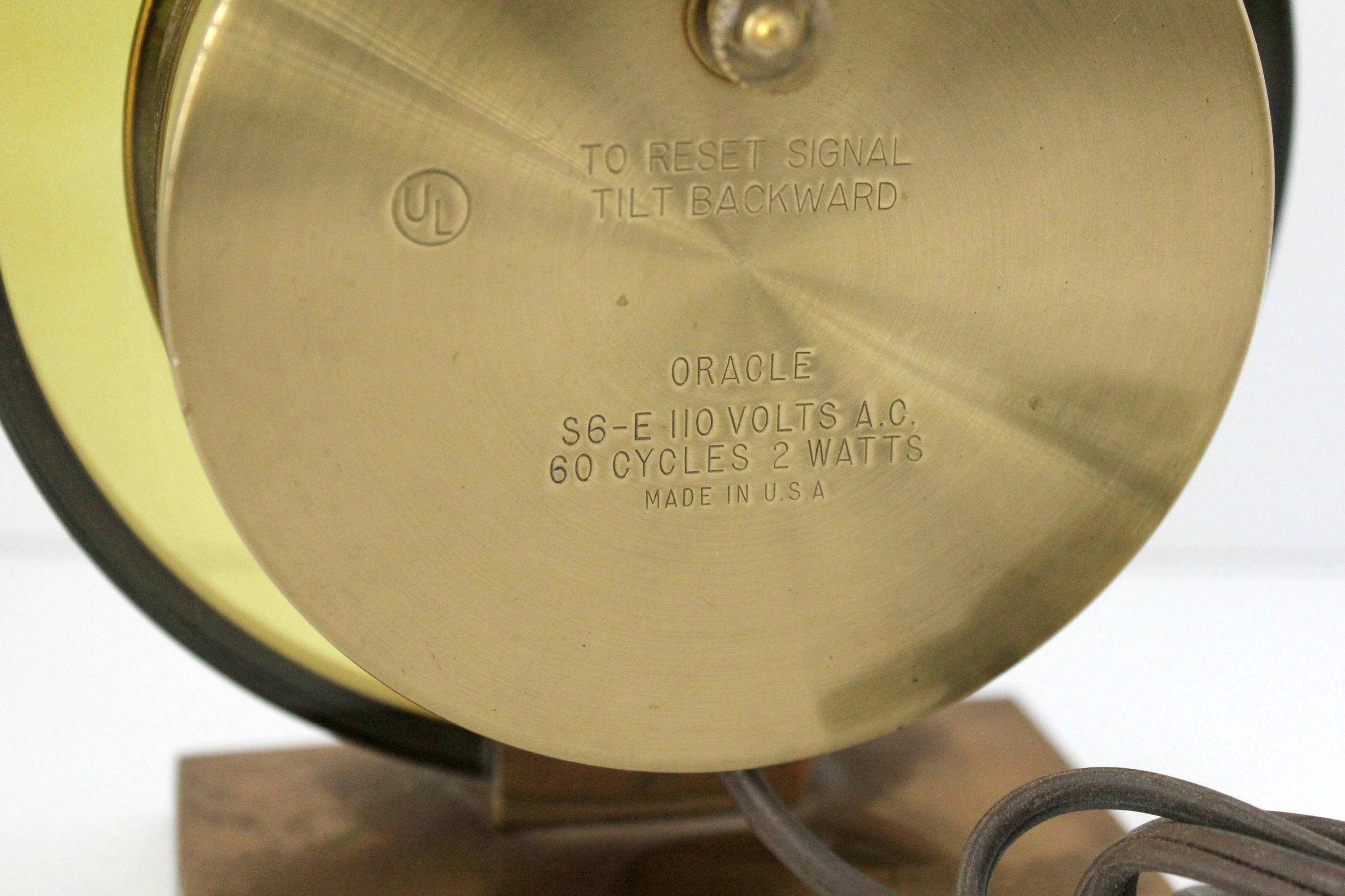 Vintage Westclox Oracle Round Mantel Shelf Clock, Model SE6, 1940s Electric Brass Desk Clock
