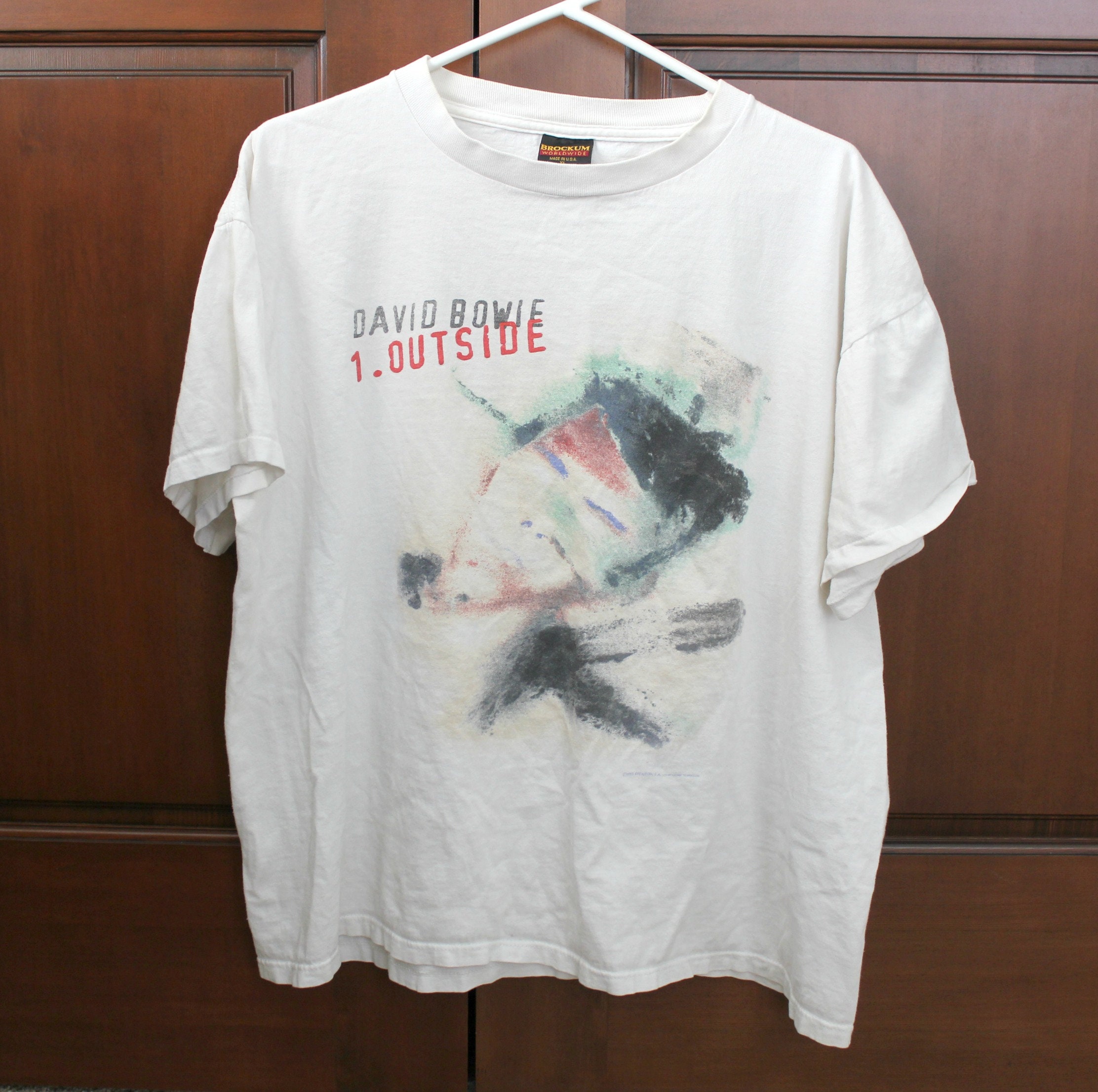 1995 David Bowie à l’extérieur de la Tour chemise XL Blanc 1995 1995 1995 David Bowie à l’extérieur de la Tour chemise XL Blanc b58440