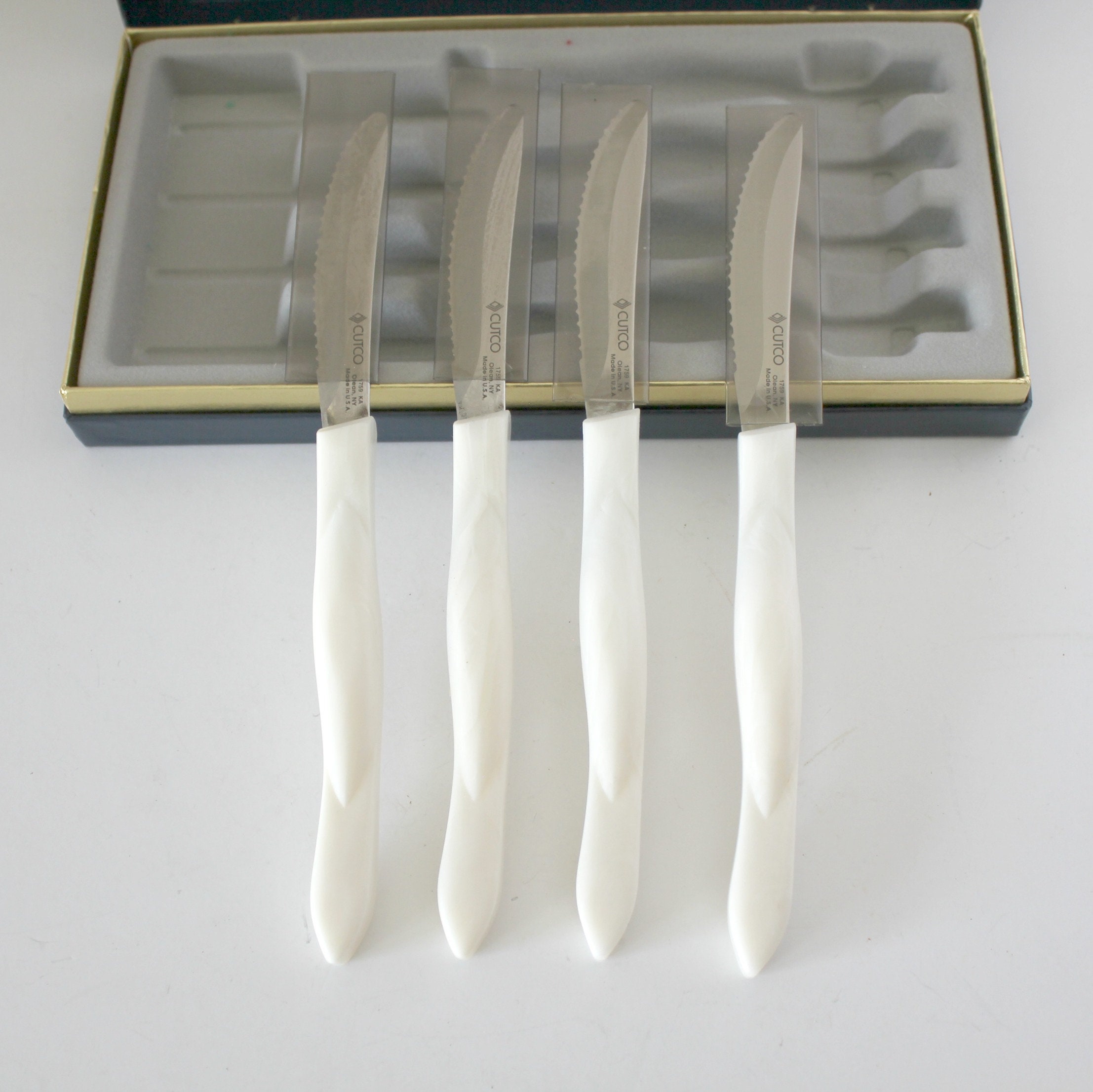 Vintage Cutco 1759 KA Steak Knives Set of 4 White Pearl Handle Knife