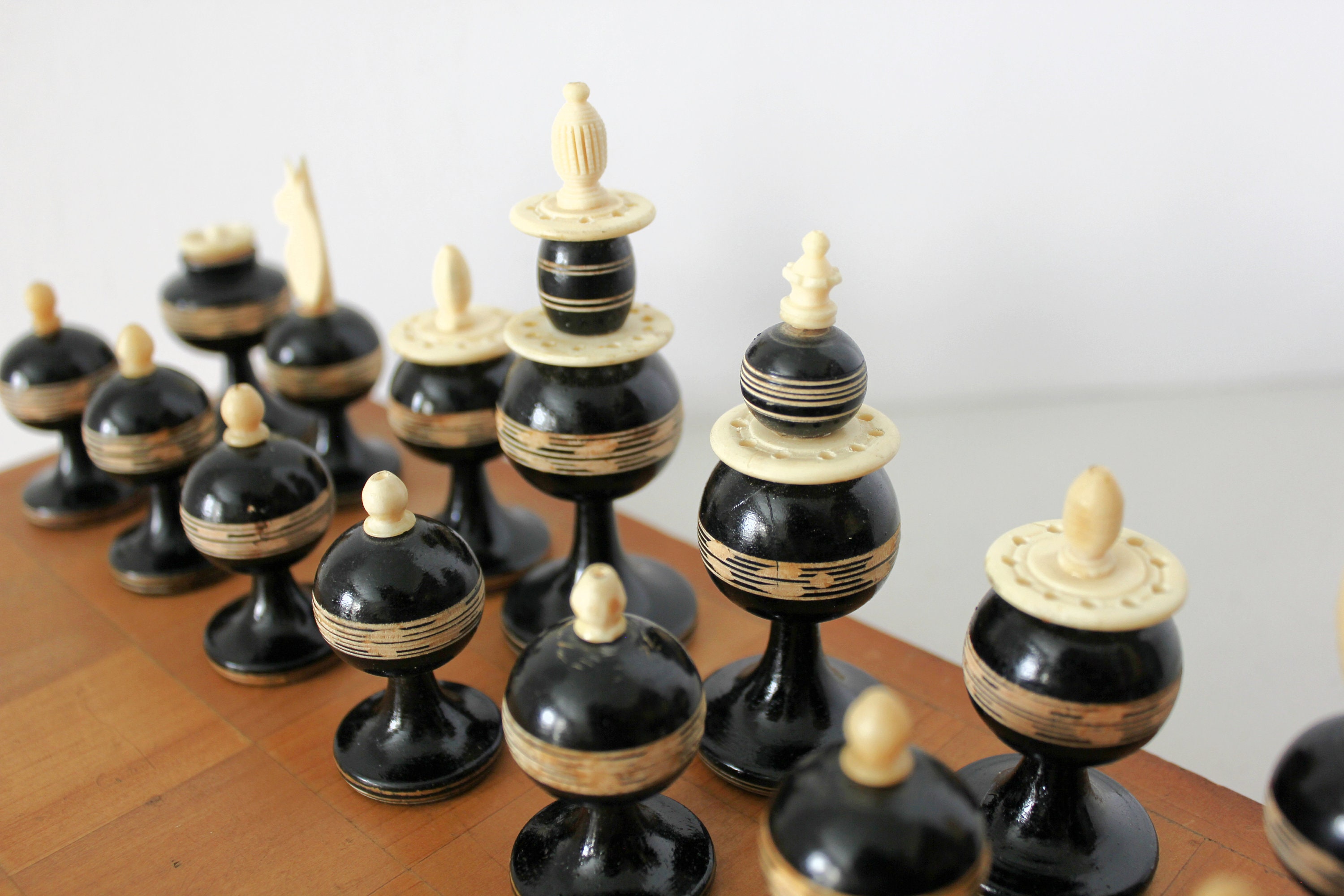 Vintage Bone Wood Chess Set in Wooden Box, Mexican Folk Art, Mexico