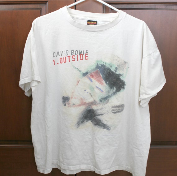 1995 1995 1995 David Bowie à l’extérieur de la Tour chemise XL Blanc b58440 1995 1995 1995 David Bowie à l’extérieur de la Tour chemise XL Blanc b58440