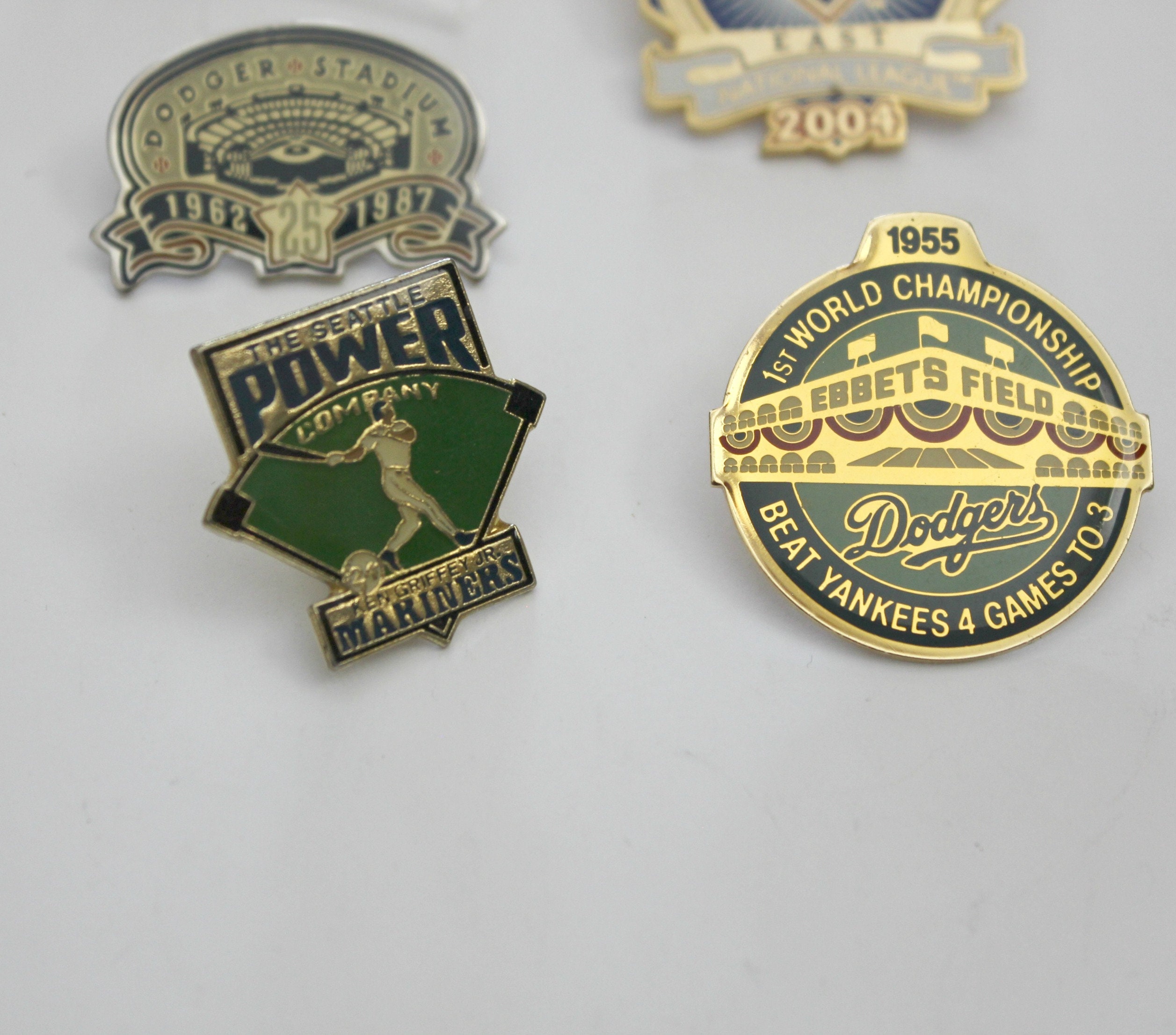 Lot MLB Major League Baseball Pins, Press, 1988 1955 Dodgers, Mariners