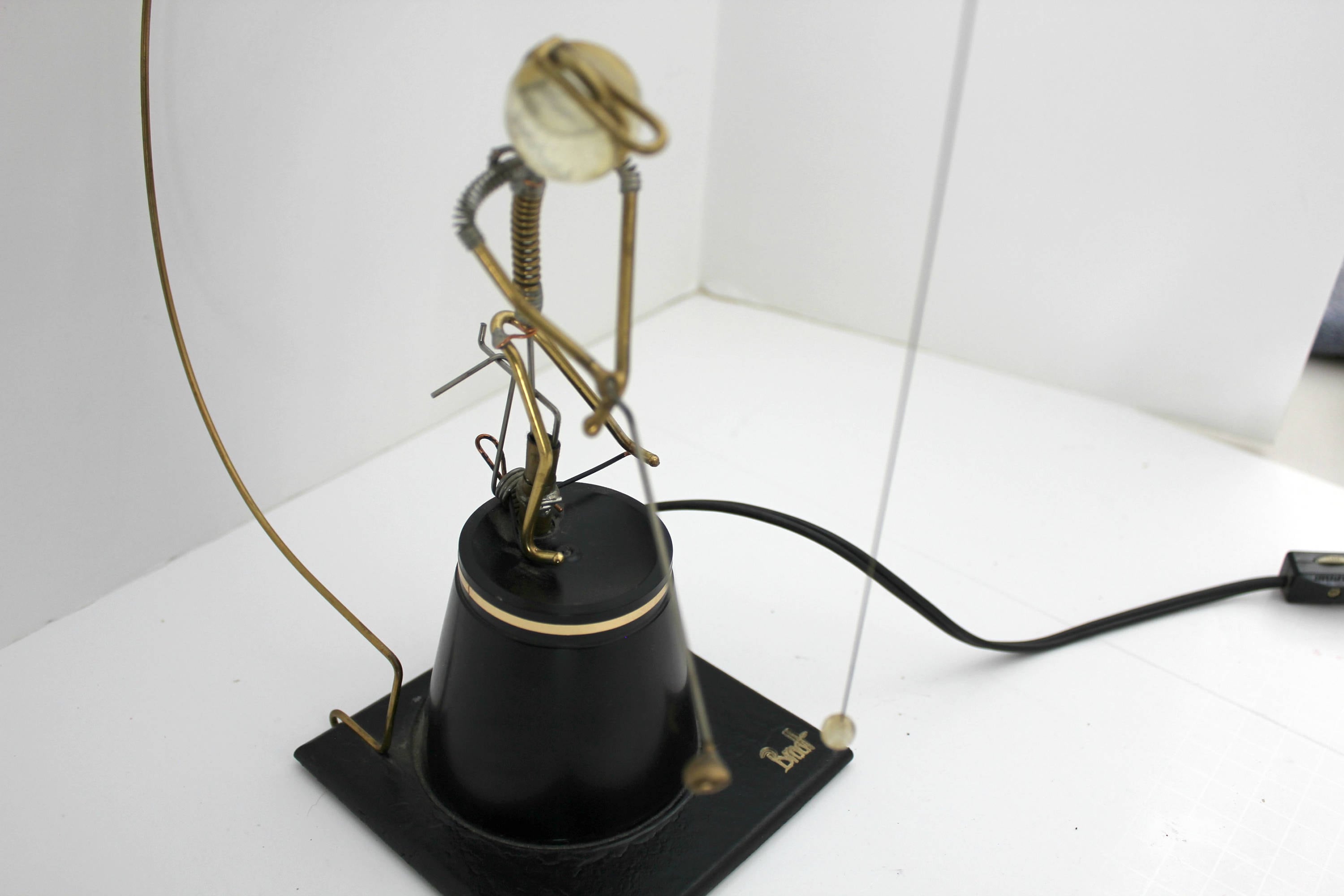 Vintage Bradt Electric Golfer Wire Sculpture, Vintage