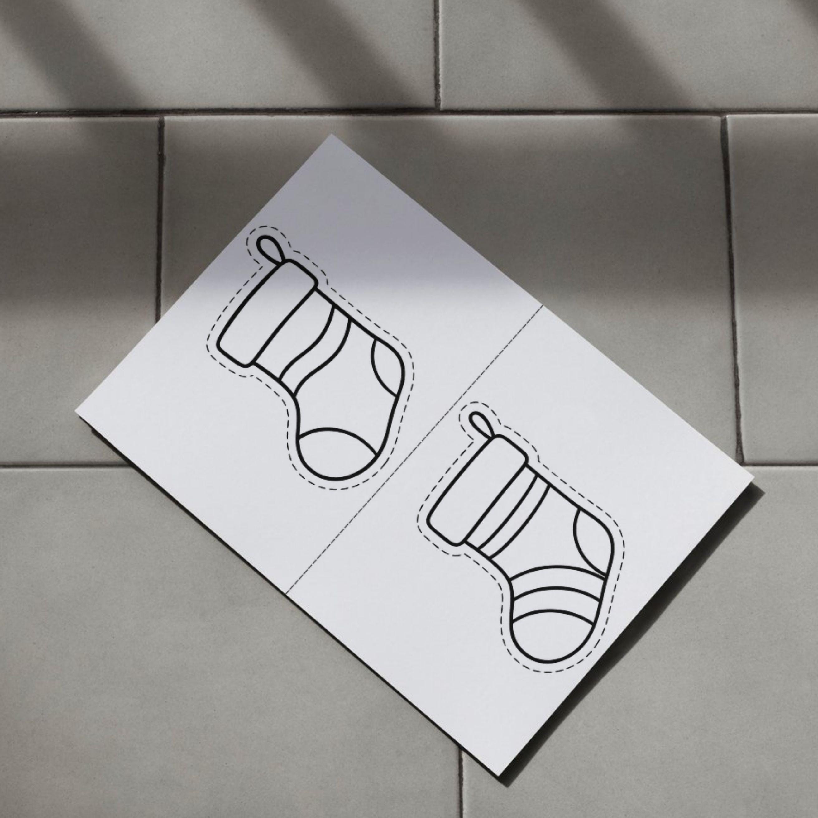 クリスマスストッキングの塗り絵テンプレート：教室での工作アクティビティ（PDF） - Etsy 日本, image size:2625x2625