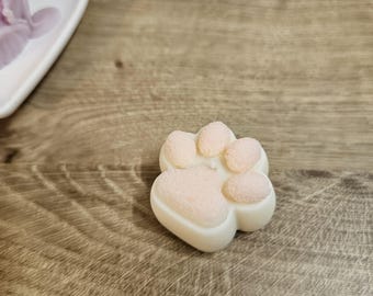 Paw candle | Memorial candle for pets | Dog and cat paw candle | Gift for animal lovers | Memorial candle for dogs & cats