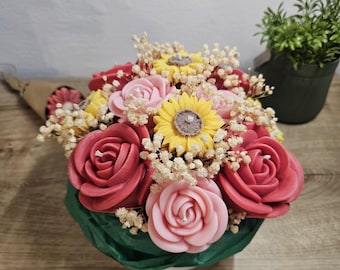 Flower candle bouquet unscented | Rose & sunflower candles | Handmade decorative candles | Gift idea | Table decoration flowers