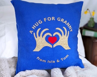 Un câlin pour le cadeau de coussin personnalisé de grand-mère