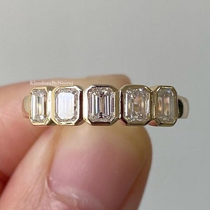 Bezel Set Moissanite Band Five Stone Half Eternity Engagement Ring 5x3 mm Emerald Cut Moissanite Wedding Band 14k Yellow Gold Diamond Band
