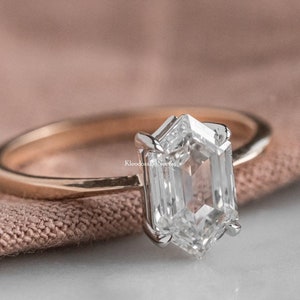 Hexagon Cut Moissanite Diamond Engagement Ring 1.50 Ct Moissanite Wedding Ring Solitaire Moissanite Anniversary Ring Gift For Women