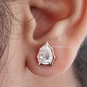 Dainty Diamond Stud Earring/ Pear Cut Moissanite Diamond Earring/ 1 + 1 CT Yellow Gold Stud Earring/ Bezel Set Earring/ Anniversary Gift