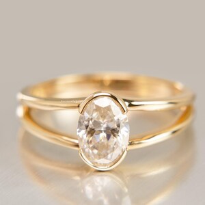 2.00 Ct Oval Moissanite Wedding Ring Bezel Set Moissanite Engagement Ring Solitaire Oval Cut Moissanite Ring 14k Yellow Gold Diamond Ring