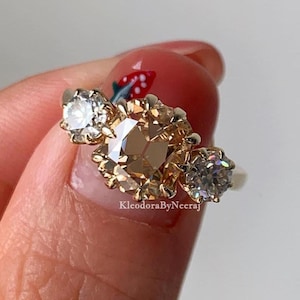 2.70 Ctw Kissenschliff Moissanit Verlobungsring Champagner Diamant Ehering Gelbgold Drei Stein Ring Jubiläum Geschenk
