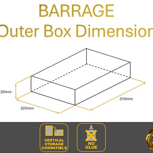 Op de afbeelding: Diagram van een rechthoekige doos met afmetingen in millimeters: 120 mm, 225 mm en 315 mm. De tekst "BARRAGE Outer Box Dimension" staat boven het diagram. Onder het diagram staan drie pictogrammen: een pictogram voor verticale opslagcompatibiliteit, een pictogram voor geen lijm en een logo.