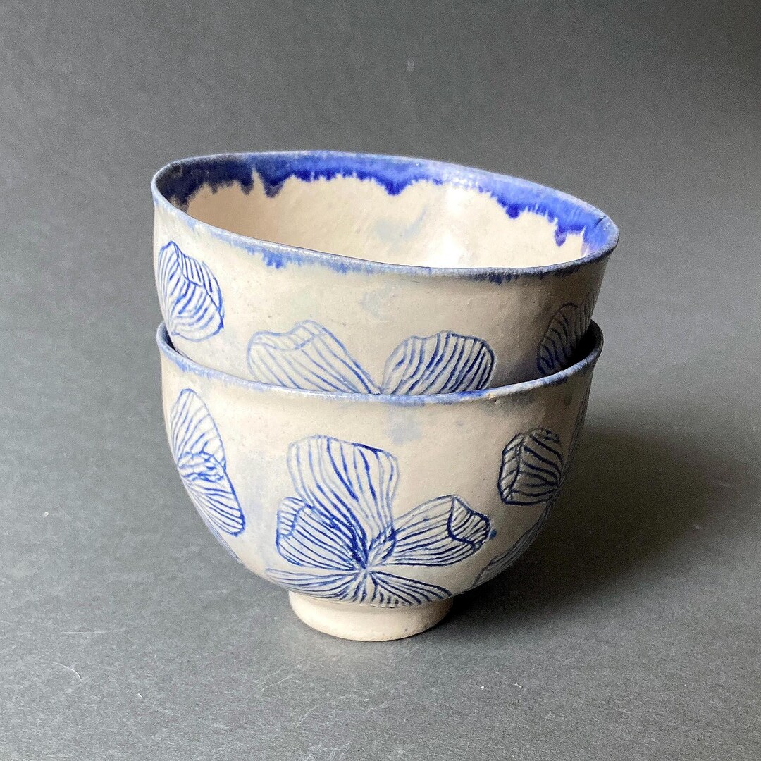 青い花模様の陶器ボウル 2個セット | VIJVERWINKEL.COM
