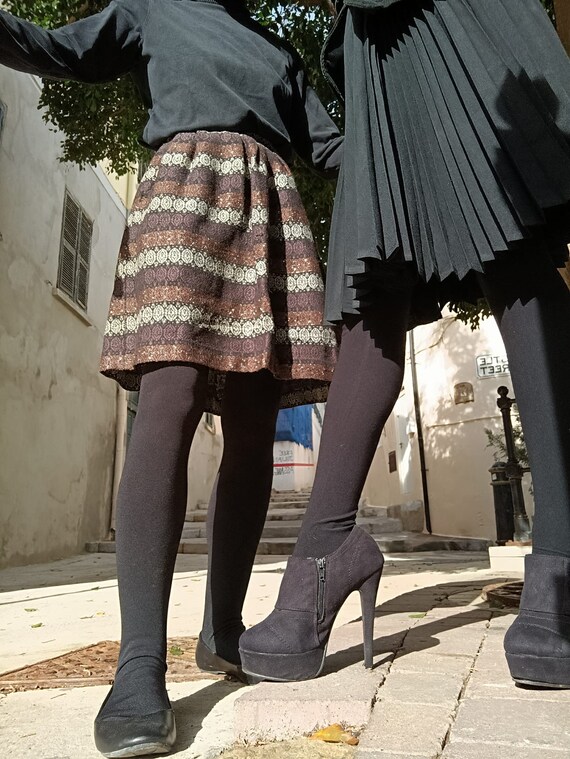 1950s Stylish Italian Pleated Skirt, Petite, Brown