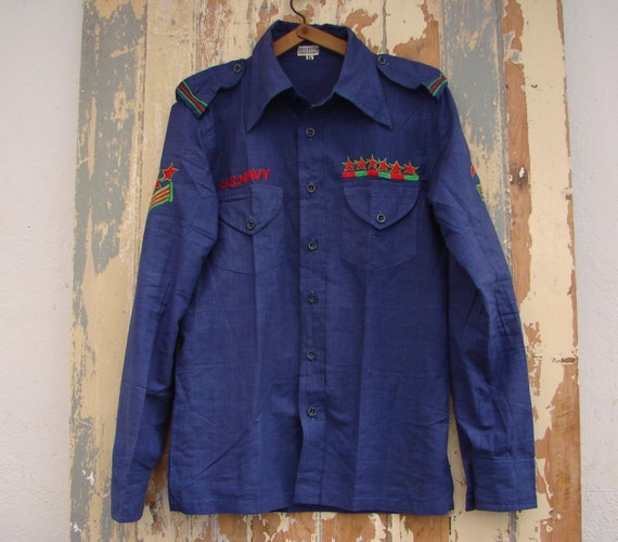 Vintage Long Sleeve Shirt with a fun Military Twi… - image 9
