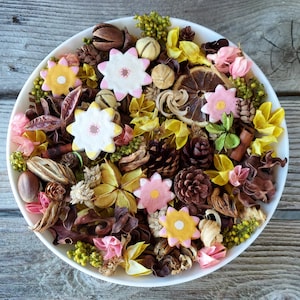 Wild Wild Wildflowers Artisan Potpourri image 1