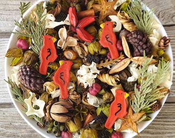 Wintertime Cardinals Artisan Potpourri