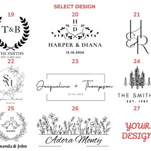 Puede incluir: Una selecci&oacute;n de opciones de dise&ntilde;o para art&iacute;culos personalizados. Los dise&ntilde;os incluyen iniciales, nombres, fechas, elementos florales y gr&aacute;ficos inspirados en la naturaleza. El texto incluye "THE SMITHS", "HARPER & DIANA", "Jacqueline + Thompson", "Adora Monty", y "Amanda & John".