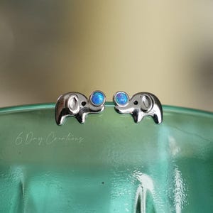 Entzückende Elefant mit Kugel-Ohrstecker Blau Lap Opal | .925 Sterlingsilber | Zoo Schmuck | Schönes Mädchen-Accessoire | Tochter Geschenk |