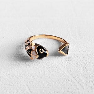 Koi Fischring | wunderschönes minimalistisches Accessoire | Karpfen-Stapelring | Statement Accessoires | Unikat | ozean schmuck | Japanischer Schmuck