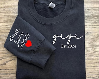 Custom Gigi Sweatshirt with Grandkids Names on Sleeve, Est Date Gigi 2024 Sweatshirt with Heart, Minimalist Gigi Mom Sweater