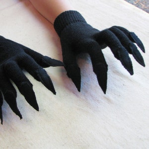 Gloves with claws, black on black, for Halloween costume or pretend play, 3 sizes