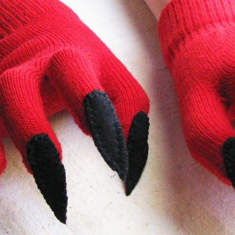 Gloves with claws, red and black, for Halloween costume or pretend play, 2 sizes image 4