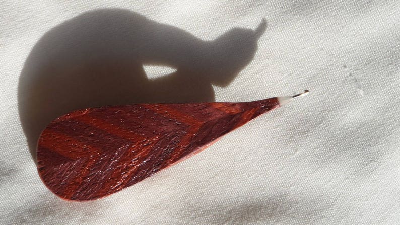 Tatting shuttle rosewood with inlay and 0.75 hook