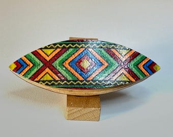 Aztec Pattern Tatting Shuttle – Unique Lace-Making Tool  3 inch long