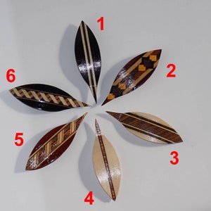 Wooden handmade inlayed tatting shuttle with pick 3"