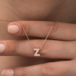 Collar con inicial Z de plata chapada en oro rosa con piedras brillantes, regalo de joyería personalizado perfecto para la elegancia cotidiana, regalo para novia
