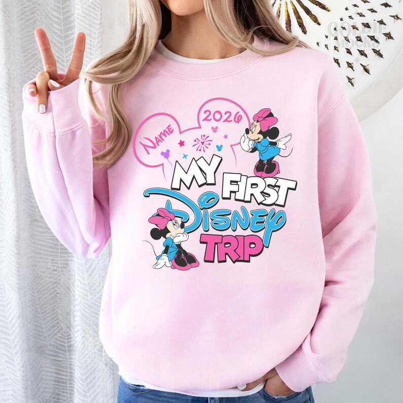 Custom My First Disney Trip Shirt, Disney Trip 2026 Shirt, Family Matching Tee, Personalized Disney World Disneyland Hoodie, Disney Vacation bild 3