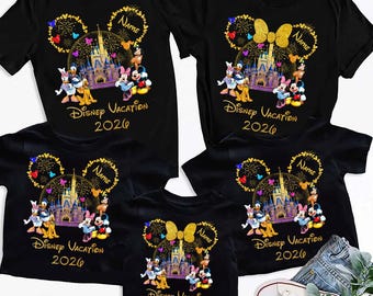 Benutzerdefinierte Disney Urlaub 2026 Sweatshirts, Familien Urlaub 2026 Shirt, Disneyland Shirt, Disneyworld Shirt, 2026 Disney Gruppe Shirt, 2026 Geschenk