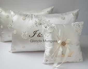 Wedding pillows - Ring or Kneeling pillows - Personalized