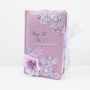 Biblia para Quinceañera o Sweet 16 - personalizada con nombre