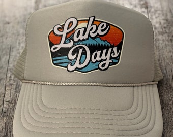 Lake Days - Sombrero de camionero de espuma personalizado, sombreros de camionero unisex, sombreros de camionero para mujeres, sombreros de camionero personalizados, sombreros de camionero lindos, sombreros personalizados