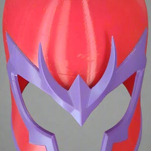 Magneto Helmet