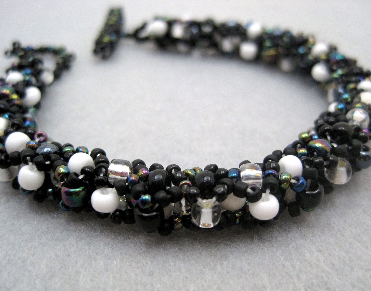 Beaded Bracelet Black and White by randomcreative on Etsy | Etsy