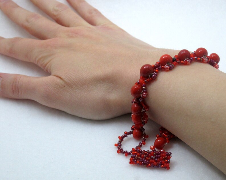 Beaded Bracelet Red by randomcreative on Etsy Etsy