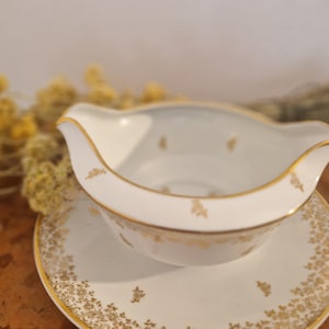 Vintage Francia: antigua salsera de porcelana de Limoges