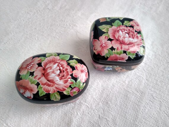 Vintage Otagiri Jewelry Box White Porcelain Hummingbird Flowers Handpainted Enamel Details PanchosPorch
